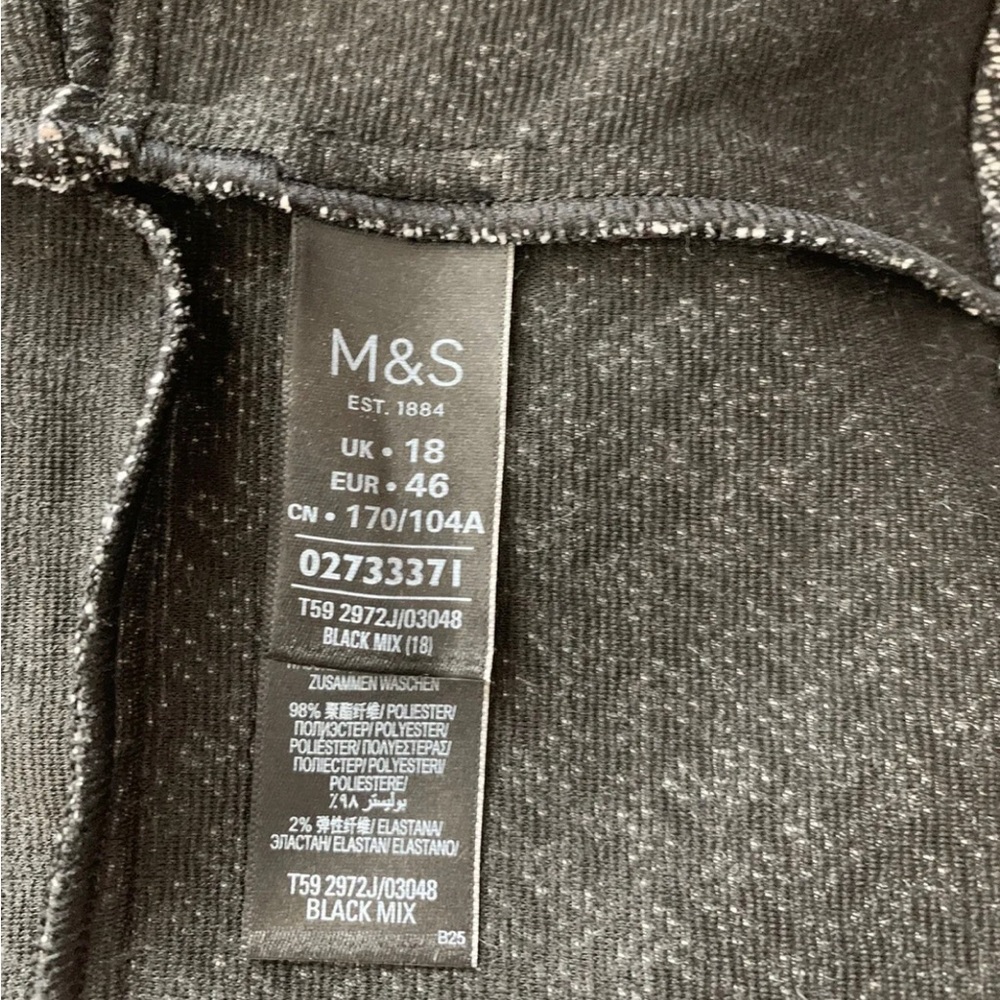 Marks & Spencer Jacket Women's Black & White Short Open Boxy  Stretch M&S UK 18 - Picture 6 of 7